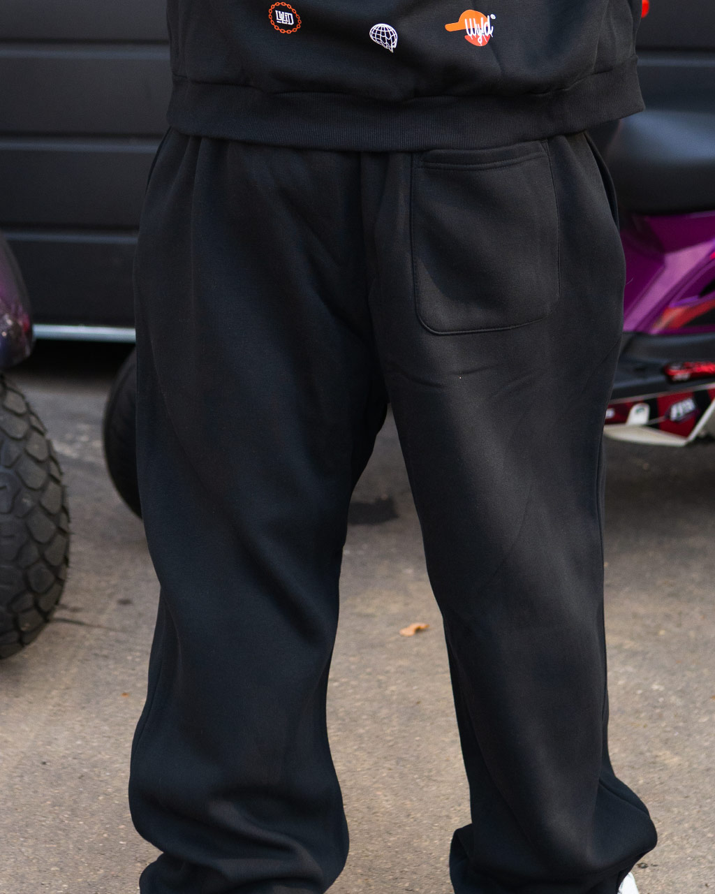 WY!D - Not for Everyone - Fluffy Sweatpants [black]